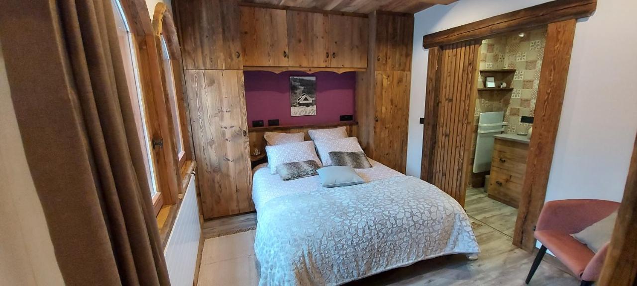 Chalet Serre Cambeou Piscine&Spa 圣沙夫雷 外观 照片