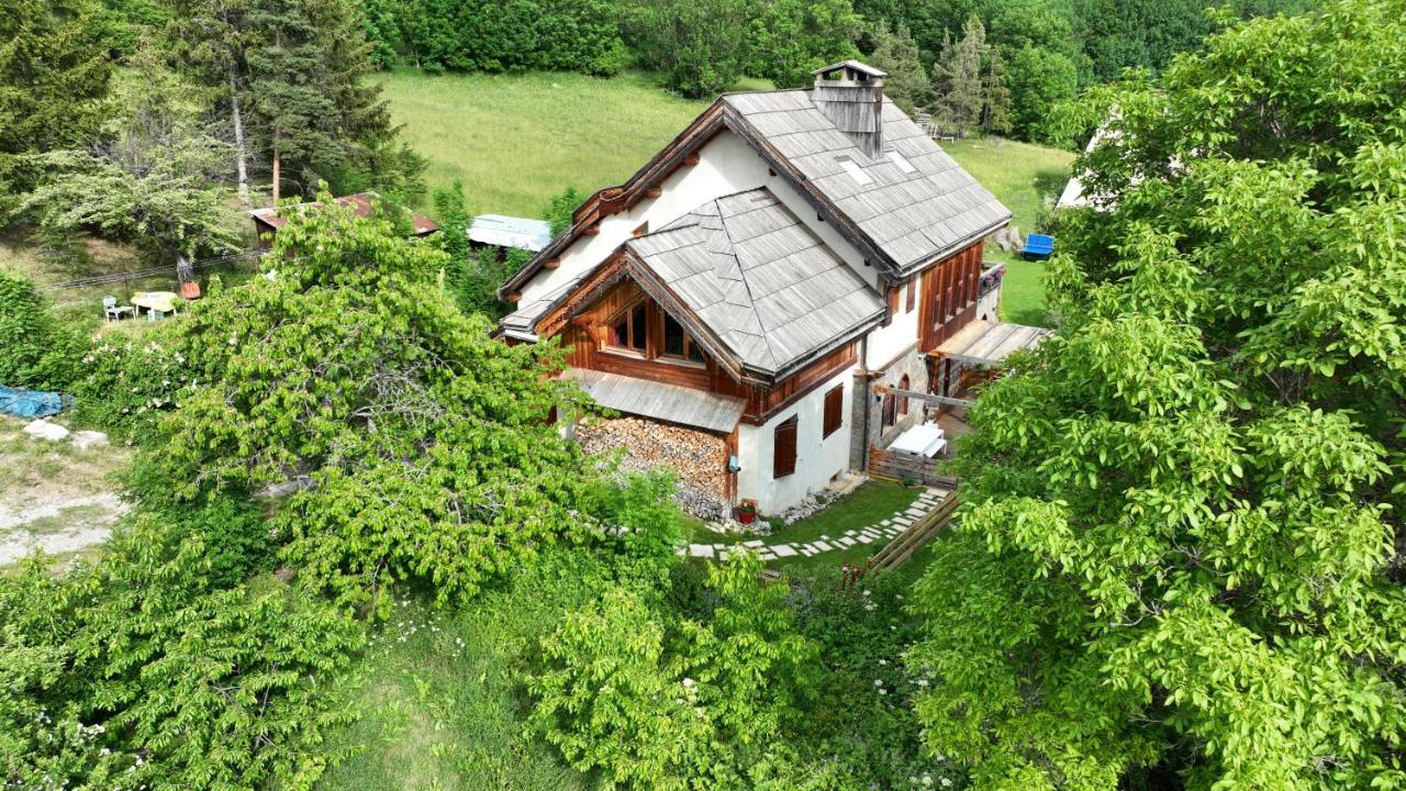 Chalet Serre Cambeou Piscine&Spa 圣沙夫雷 外观 照片