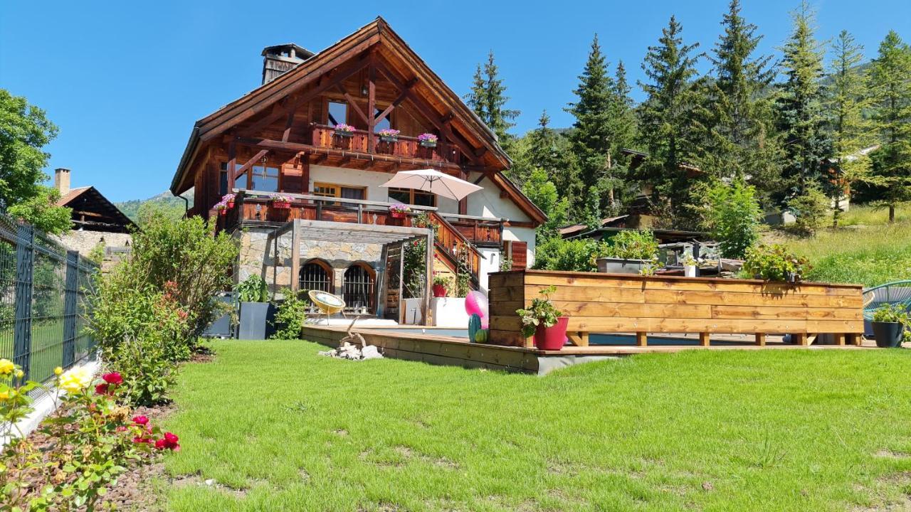 Chalet Serre Cambeou Piscine&Spa 圣沙夫雷 外观 照片
